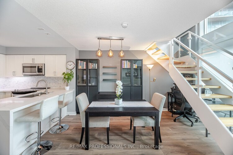 155 Legion Road N, Toronto, ON, Mimico