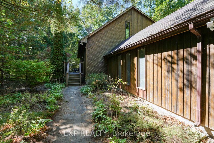 10207 Pinetree Drive, Lambton Shores, ON, Grand Bend