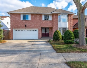 54 GOLDCREST Drive, Hamilton, ON , MLS #X12763106 , Image - 1