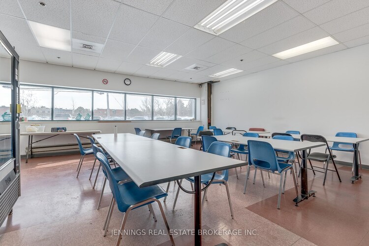 47 Antares Drive, Country Place - Pineglen - Crestview and Area, ON, 7401 - Rideau Heights/Industrial Park