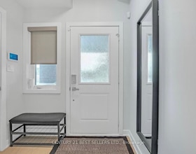 590 North Service Road, Hamilton, ON , MLS #X12848112 , Image - 1