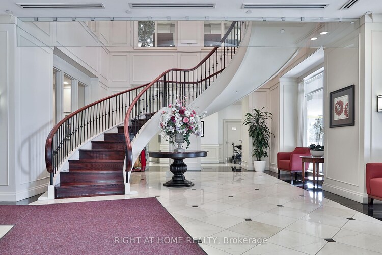 3 Marine Parade Drive, Toronto, ON, Mimico