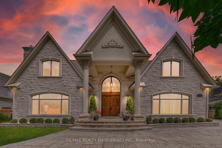 1511 Broadmoor Avenue, Mississauga, ON, Mineola