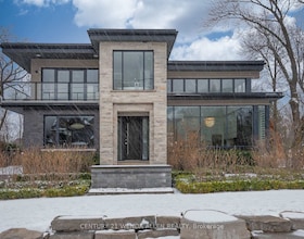 125 Craigmore Crescent, Grey County, ON , MLS #X12502496 , Image - 1