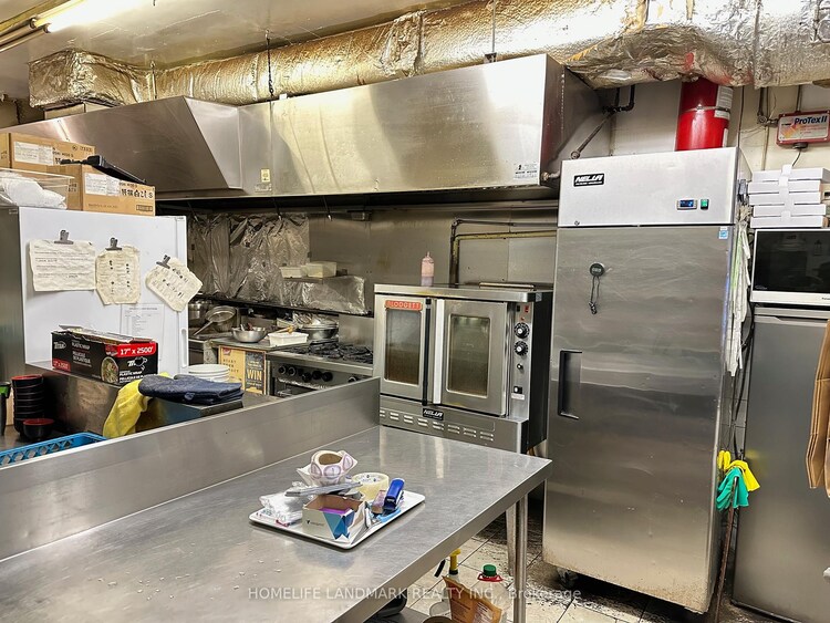 3187 Yonge Street, Toronto, ON, Lawrence Park North