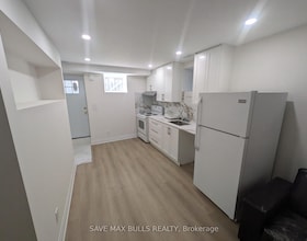 34 Rodda Boulevard, Toronto, ON , MLS #E13648462 , Image - 1