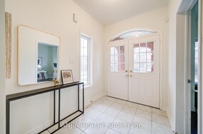 91 Crawford Street, York, ON