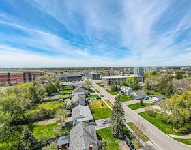 21 Eastwood Avenue N, Durham, ON , MLS #E13493020 , Image - 1