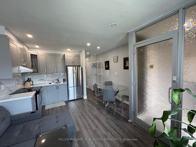 326 Bathurst Street, Toronto, ON, Trinity-Bellwoods