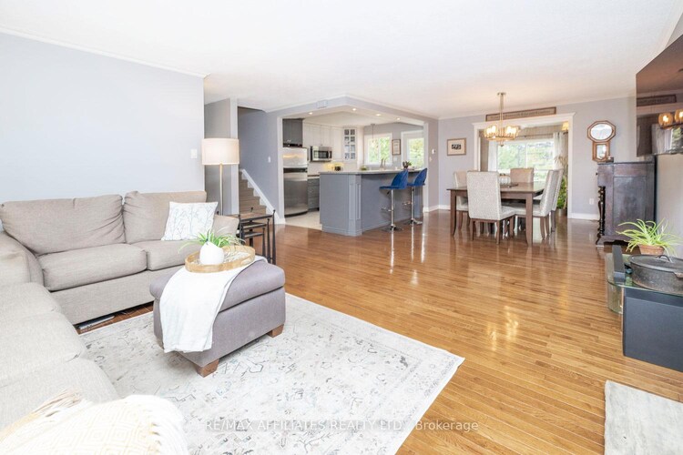 392 Country Street, Mississippi Mills, ON, 911 - Almonte