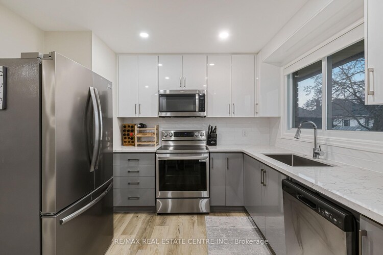 37 Coronation Boulevard, St. Catharines, ON, 453 - Grapeview