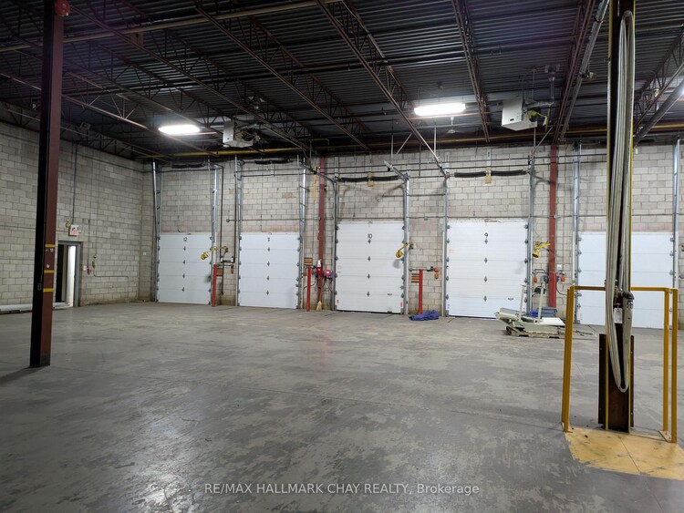 279 Bayview Drive, Barrie, ON, 400 East