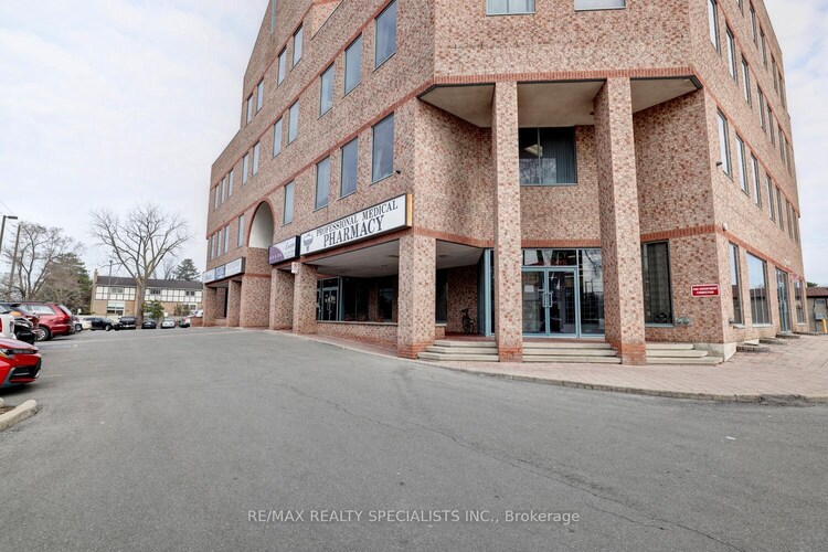 1420 Burnhamthorpe Road E, Mississauga, ON, Applewood