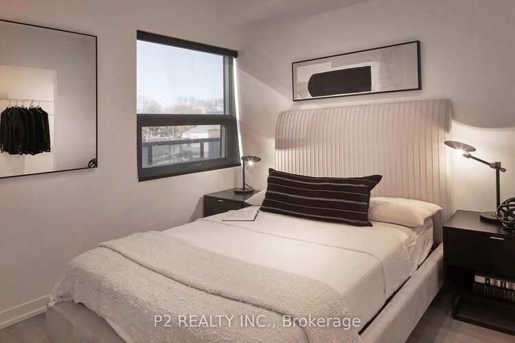 863 St Clair Avenue W, Toronto, ON, Wychwood