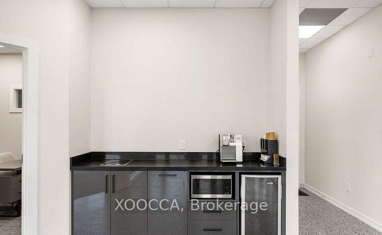 5250 Solar Drive, Mississauga, ON, Airport Corporate