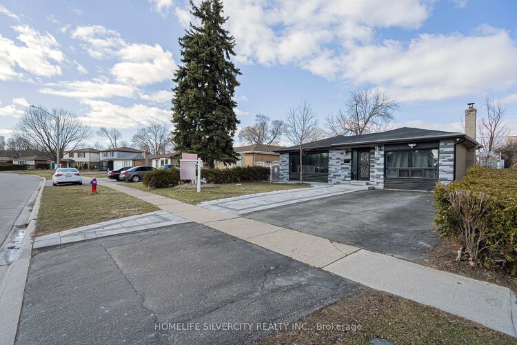 72 Brookland Drive, Brampton, ON, Avondale