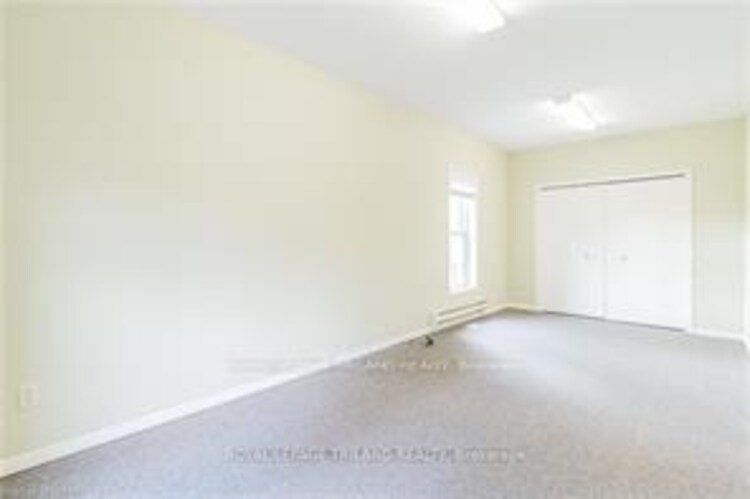 250 Main Street, North Middlesex, ON, Parkhill