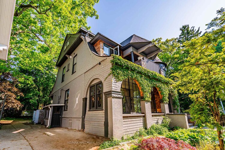 3025 Queen Street E, Toronto, ON, Birchcliffe-Cliffside