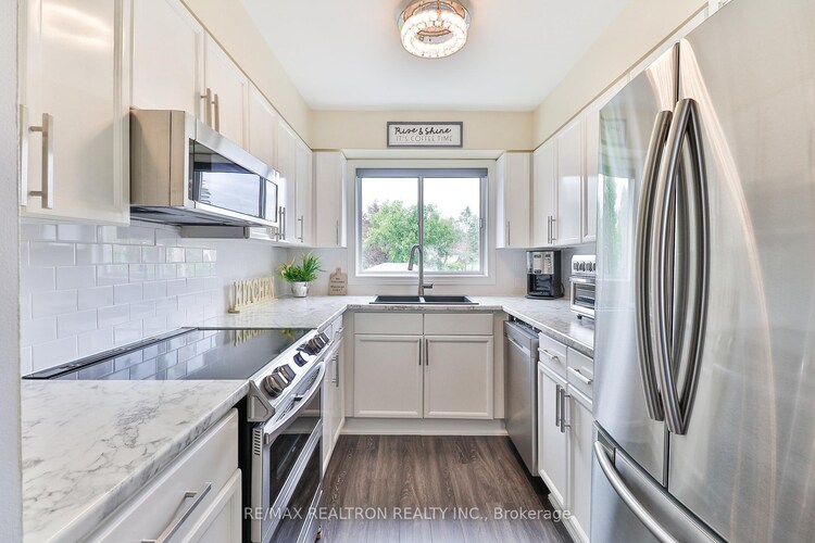 24 Laguna Parkway, Ramara, ON, Brechin