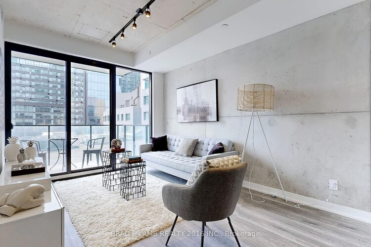 55 Ontario Street, Toronto, ON, Moss Park