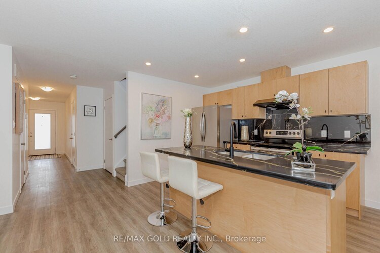 107 Pony Way, Kitchener, ON, 
