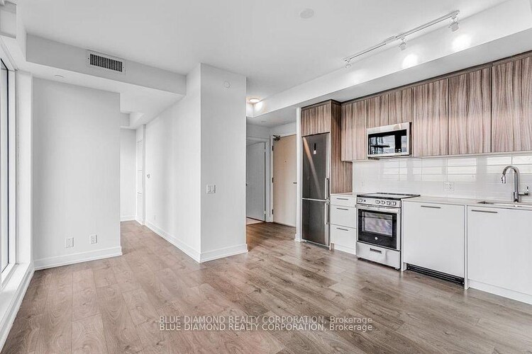 225 VETERANS Drive, Brampton, ON, Northwest Brampton