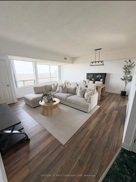 744 Wonderland Road S, Middlesex, ON , MLS #X12024791 , Image - 1