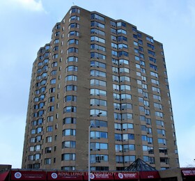 695 Richmond Street, Middlesex, ON , MLS #X12023783 , Image - 1