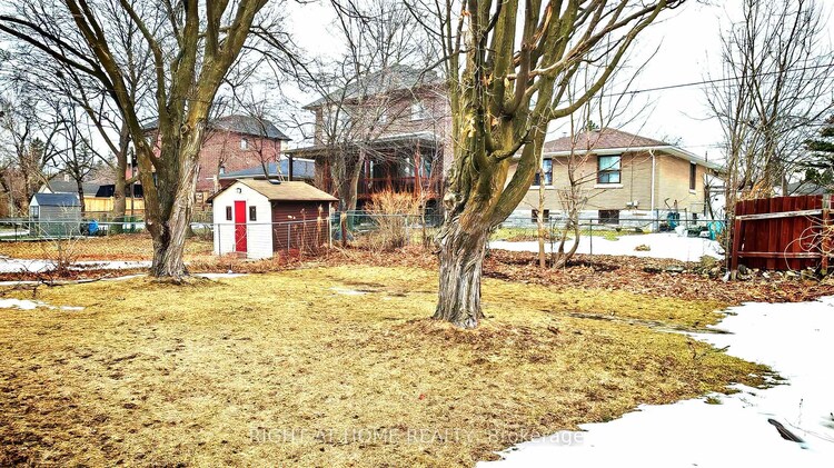 27 Sussex Avenue, Richmond Hill, ON, Crosby