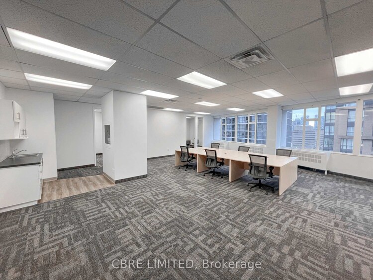 2 Carlton Street, Toronto, ON, Church-Yonge Corridor