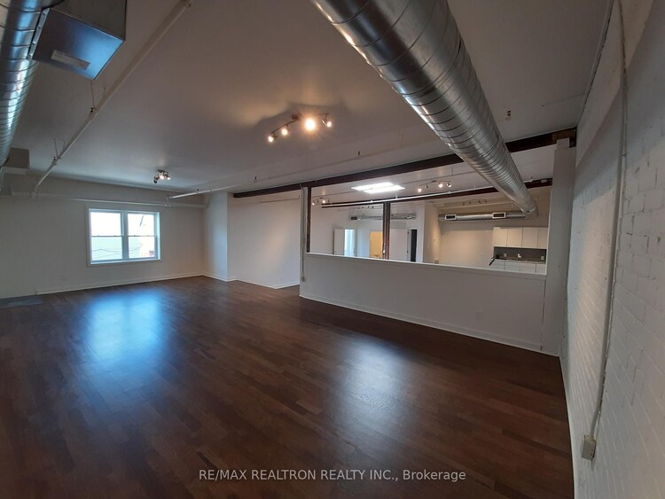 135 Tecumseth Street, Toronto, ON, Niagara