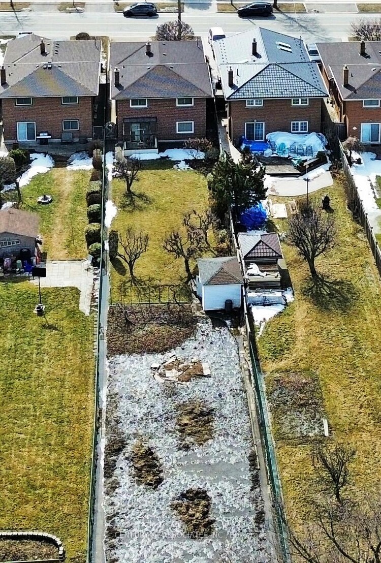 1217 Alexandra Avenue, Mississauga, ON, Lakeview