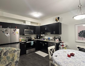90 Alicia Crescent, Niagara, ON , MLS #X13176366 , Image - 1