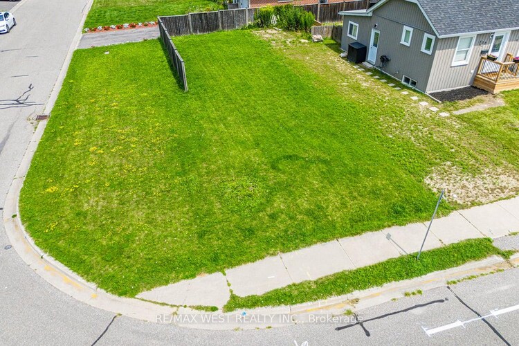 336 Annapolis Avenue, Oshawa, ON, McLaughlin