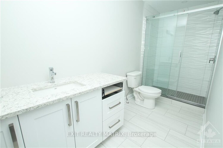 1401 Caroline Court, Cornwall, ON, 717 - Cornwall