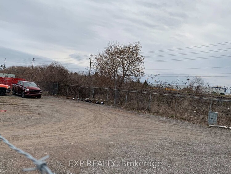 1149 Speers Road, Oakville, ON, 1014 - QE Queen Elizabeth