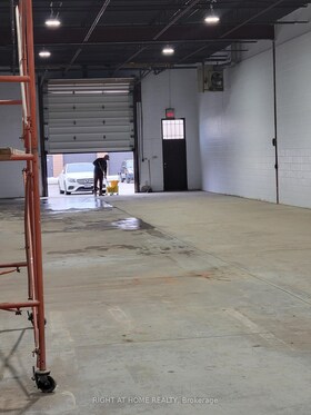 2416 WYECROFT Road, Halton, ON , MLS #W12002000 , Image - 1