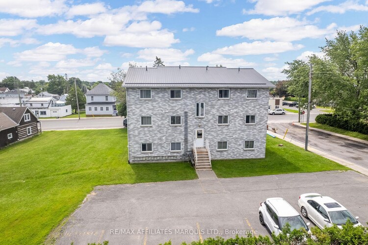 35 Lochiel Street E, North Glengarry, ON, 719 - Alexandria