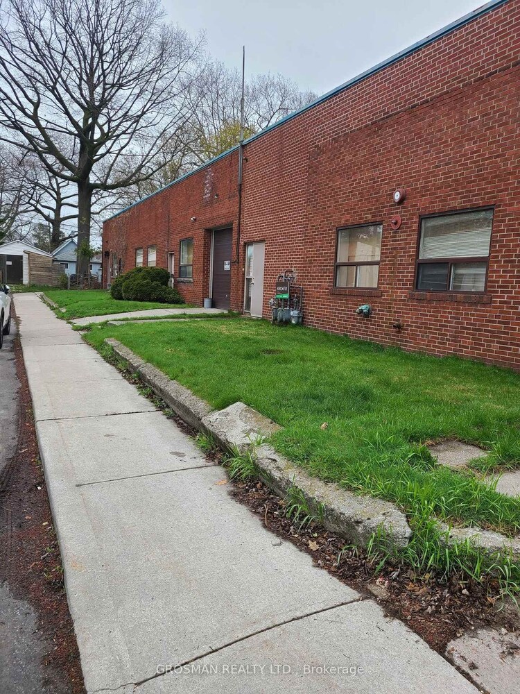 49 Lucy Avenue, Toronto, ON, Birchcliffe-Cliffside