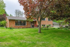11 COACHMAN Crescent, Hamilton, ON