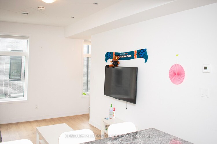 1740 Simcoe Street N, Oshawa, ON, Samac