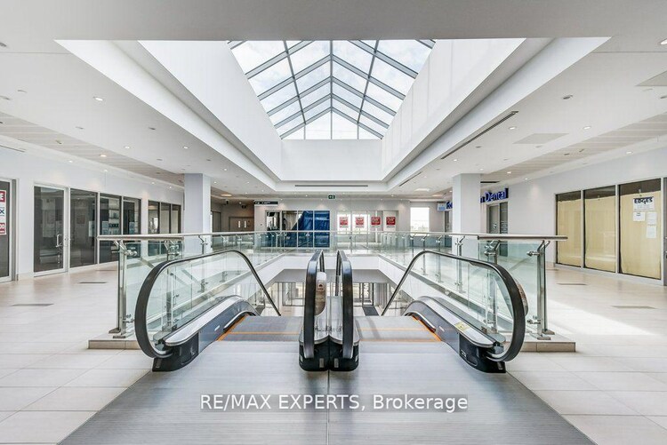 7777 Weston Road, Vaughan, ON, Vaughan Corporate Centre