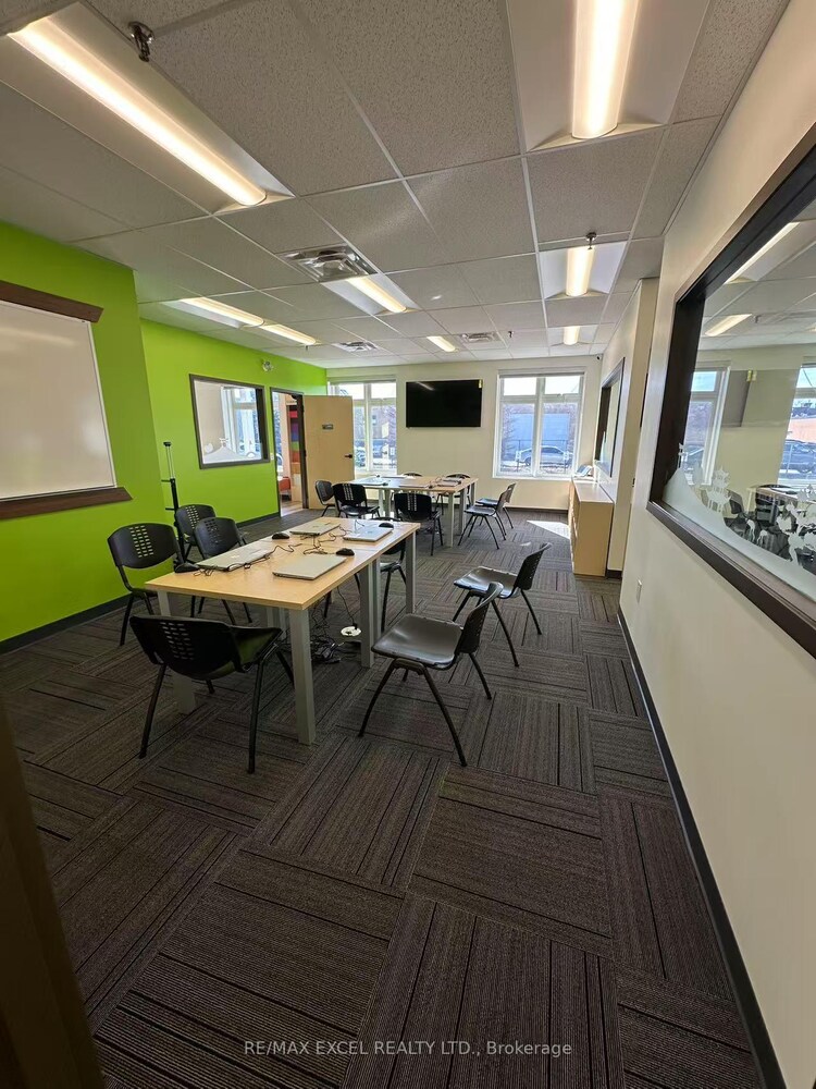 20 Upjohn Road, Toronto, ON, Banbury-Don Mills