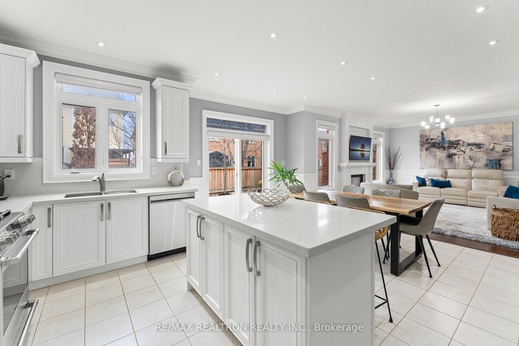 19 McCann Crescent, Bradford West Gwillimbury, ON, Bradford