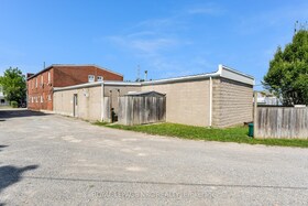 192 Burgar Street, Niagara, ON , MLS #X12486331 , Image - 1