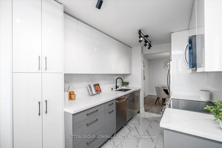 133 Torresdale Avenue E, Toronto, ON, Westminster-Branson