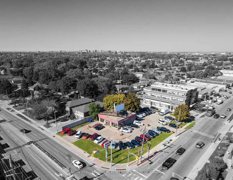 2310 Sheppard Avenue W, Toronto, ON, Humbermede