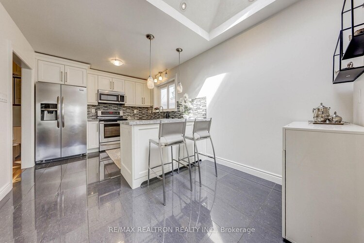 55 Tollerton Avenue, Toronto, ON, Bayview Woods-Steeles