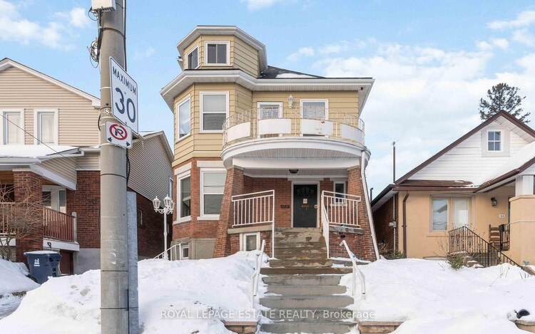 142 Westlake Avenue, Toronto, ON, Woodbine-Lumsden