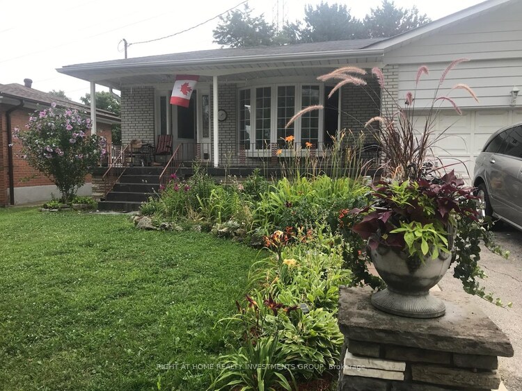 47 Tobermory Drive, Toronto, ON, Black Creek